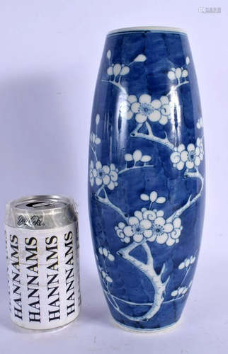 A 19TH CENTURY CHINESE BLUE AND WHITE PORCELAIN VASE bearing...