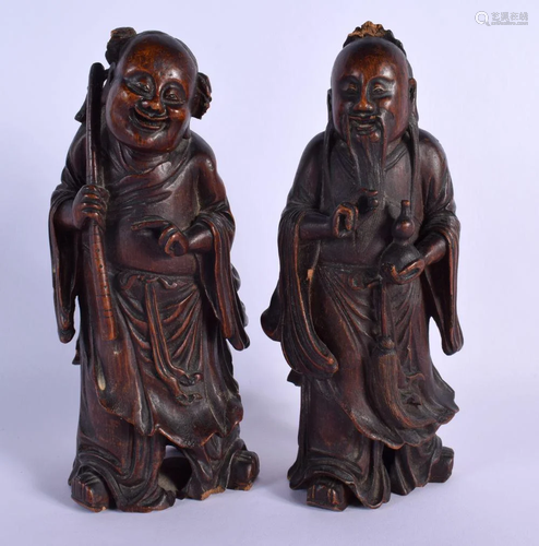 A PAIR OF 19TH CENTURY CHINESE CARVED BAMBOO FIGURES modelle...