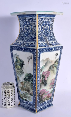 A LARGE CHINESE BLUE AND WHITE PORCELAIN VASE 20th Century. ...