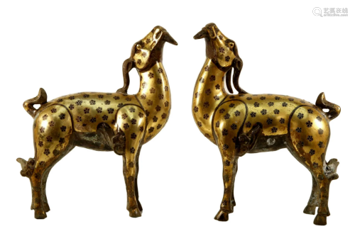 A Pair Of Superb Bronze Gold-Inlaid Rams