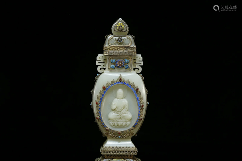 A White Jade Blueing 'Buddha' Bottle