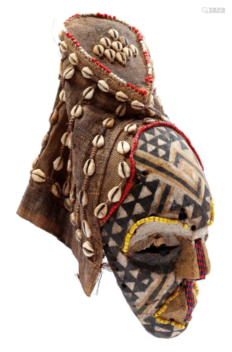 Wooden ceremonial mask hairdress