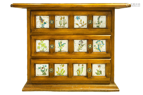12 PORCELAIN PAINTINGS PINE NOVELTY CABINET, 20TH CENTURY