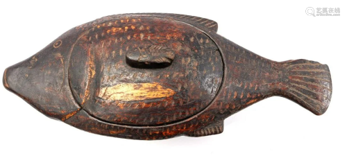 Wooden food bowl with lid in the shape of a fish