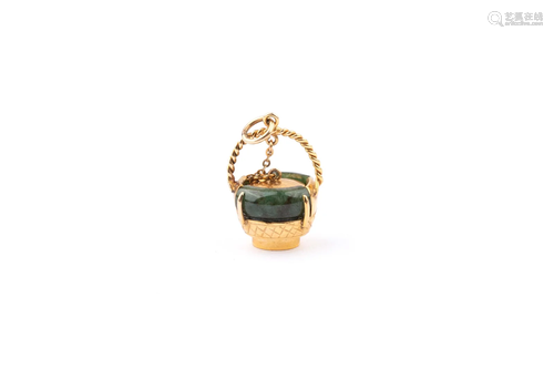 JADEITE AND GOLD INGOT-SHAPED BASKET PENDANT