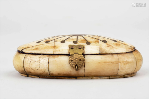 BONE MADE BOX, 19TH CENTURY