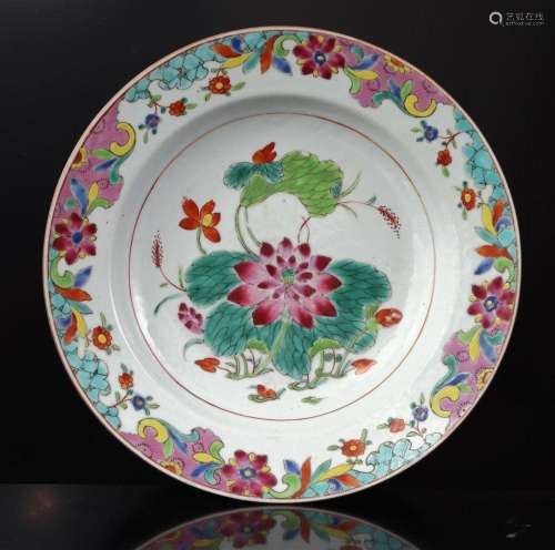 Porcelain dish with a rich decoration of flowers