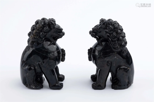 A PAIR OF LAPIS LAZULI STONE LIONS, 19TH CENTURY