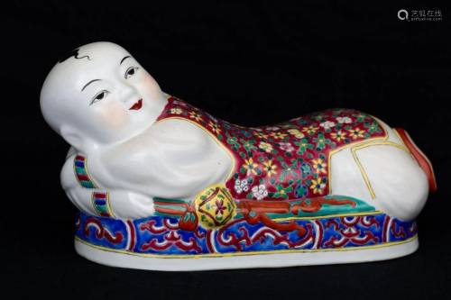 FAMILLE ROSE BABY FIGURE CERAMIC PILLOW, REPUBLIC OF CHINA