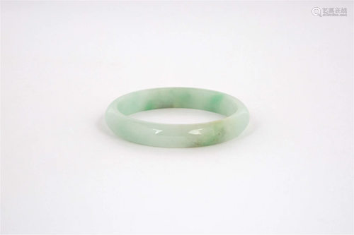 JADEITE BRACELET