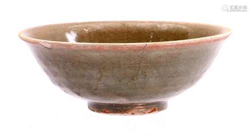 Celadon bowl with underglaze decoration