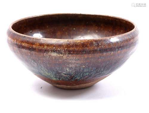 Earthenware bowl in Song style