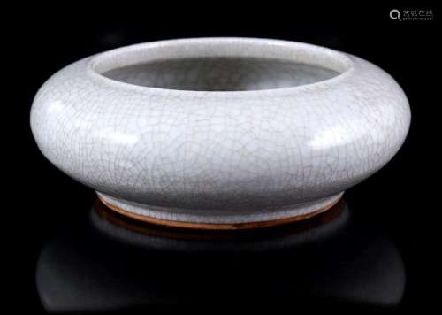 Celadon bowl with crackle