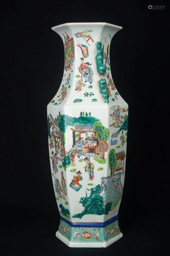 FAMILLE ROSE SIX SQUARE VASE, 20TH CENTURY