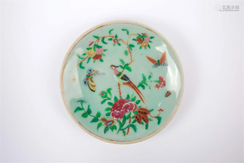 A FLOWER AND BIRD PATTERN PLATE, EARLY QING DYNASTY