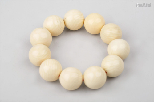 BONE MADE BRACELET