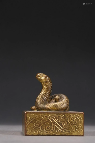 A Fine Gilt-bronze Snake Seal