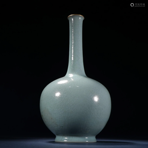 A Ruyao Vase