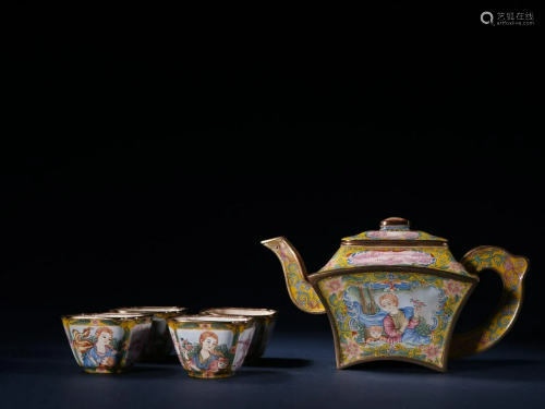 A Set of Fine Bronze Painted Enamel Teapot and Cups