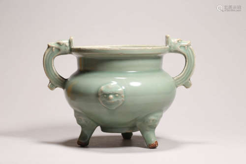 Longquan Kiln Beast-Face Double-Eared Tripod Censer