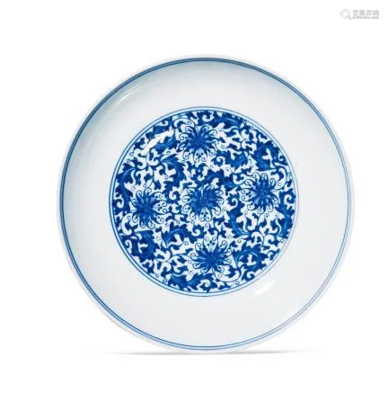 CHINESE PORCELAIN BLUE AND WHITE FLOWER PLATE YONGZHENG OF Q...