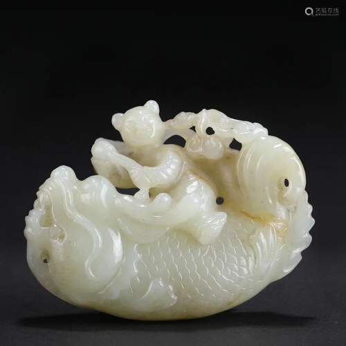 CHINESE WHITE JADE FISH DRAGON TABLE ITEM