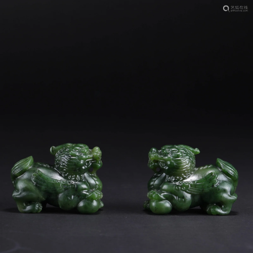 PAIR OF CHINESE SPINACH JADE BEAST TABLE ITEMS