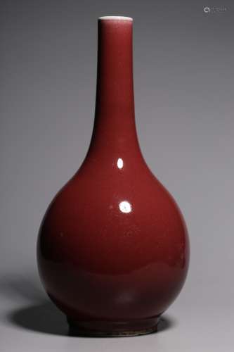 祭红釉胆瓶