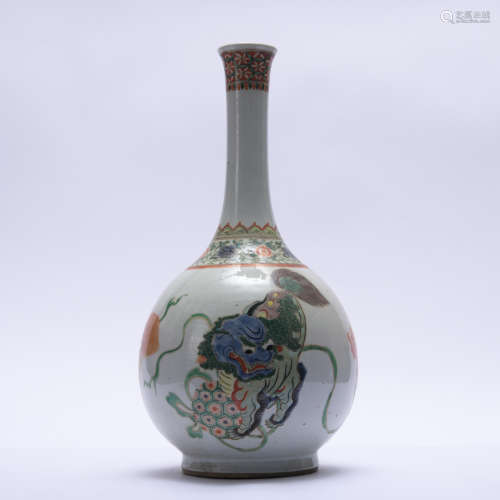 A Wu cai 'beast' vase