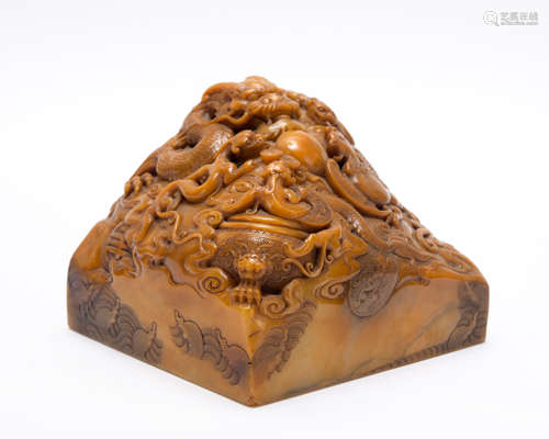 A Shou shan stone 'beast' seal