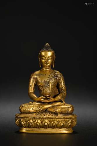 A Gilt Bronze Sakyamuni Statue