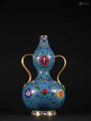 A Cloisonne Gourd Bottle with Flower Patterns