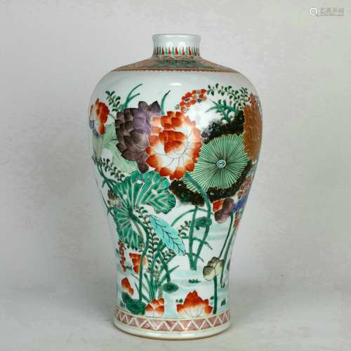 A Colorful Lotus Leaves Mei Vase