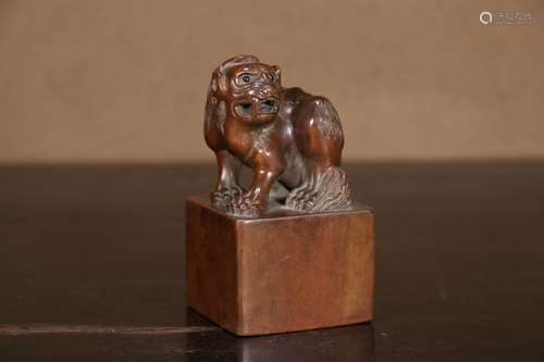 A  Sandal Wood Auspicious Beast Seal    Chinese Qing Dynasty