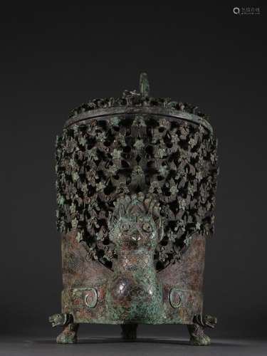 A Copper Hollow Bistratal Bird Box Chinese Han Dynasty