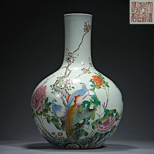 Qing Dynasty Qianlong, Famille Rose, flower and bird decorat...