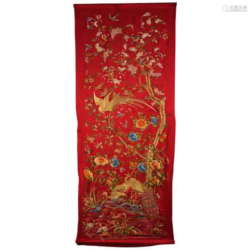 China, Qing Dynasty, Embroidery, Hundreds Birds Worshippong ...