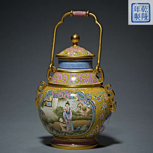 Qing Dynasty Qianlong, painted enamel,  Lifting beam Pot