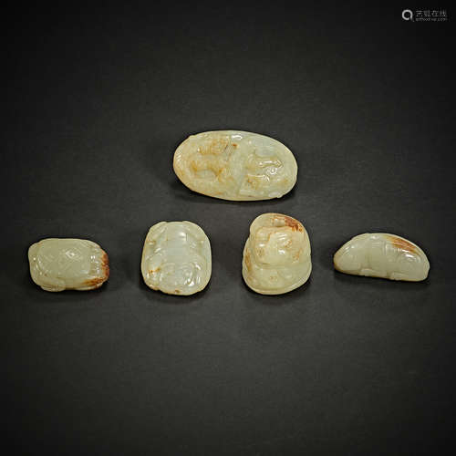 The Western Zhou Dynasty, Hetian jade, pebbles, animal ornam...