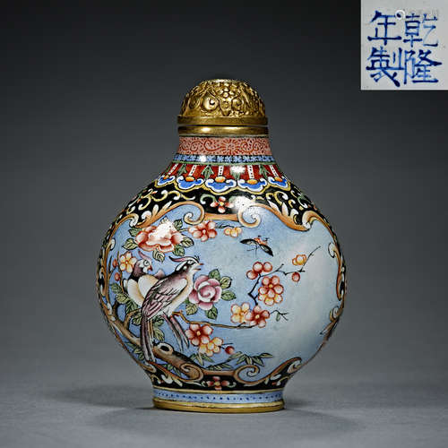 Qing Dynasty Qianlong, Gilt, painted enamel, Pot