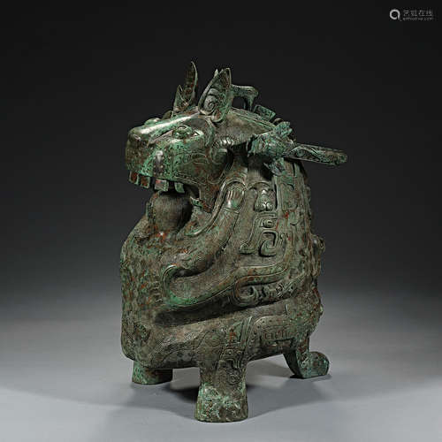 Han Dynasty, Lifting beam Bronze Bottle