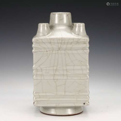 Qing Dynasty Period Of Qianlong Guan Glaze Porcelain Bottle,...