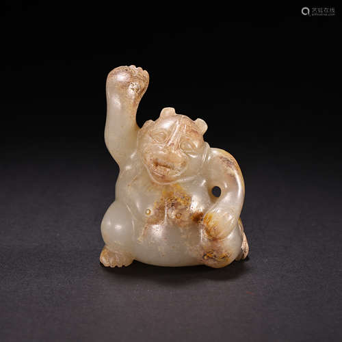 CHINA'S WAR AND HAN DYNASTY HETIAN JADE BEAR