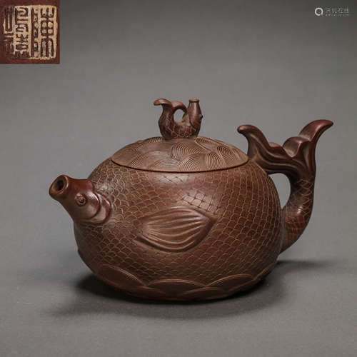 ANCIENT CHINESE ZISHA TEAPOT