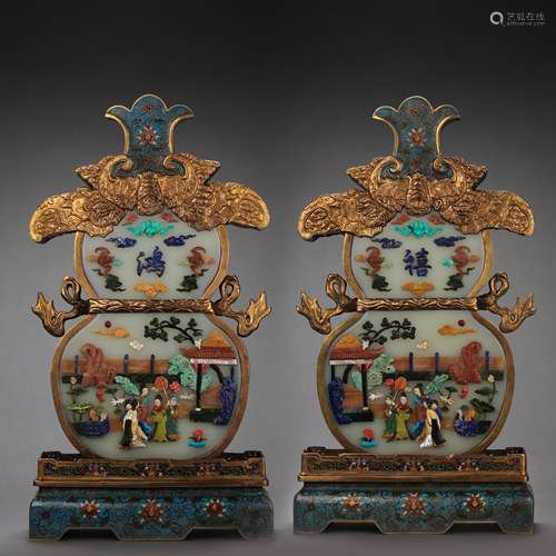 A PAIR OF CHINESE QING DYNASTY COURT TREASURES