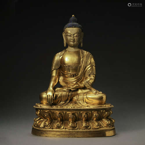 CHINESE KANGXI OFFICIAL MADE BRONZE GILT BUDDHA STATUE