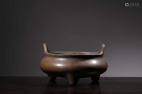 Chinese Bronze Tripod Censer,Mark