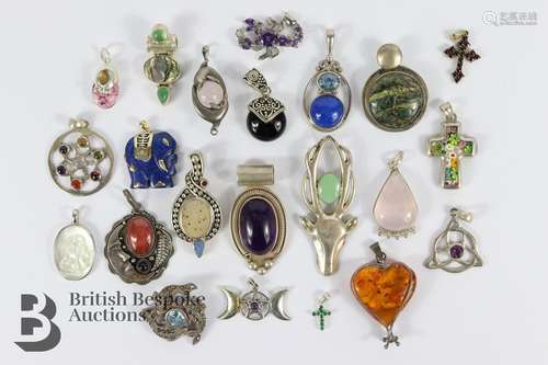 Quantity of Semi-Precious Stone and Silver Pendants