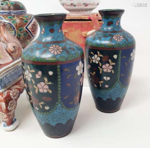 A pair of small cloisonne vases, decorated foliage, 12.5 cm ...