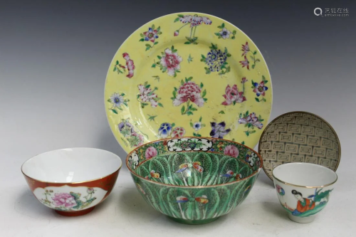 Group of Chinese Porcelain Items
